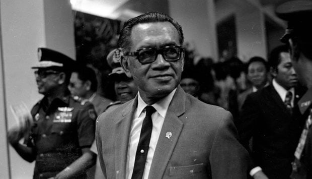 gambar sri sultan hamengkubuwono ix