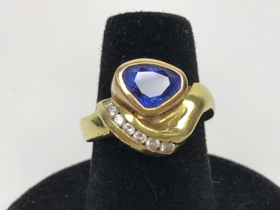 18K Yellow Gold Sapphire And Diamond Ring 8g FMV $1,250 Ring Size 6