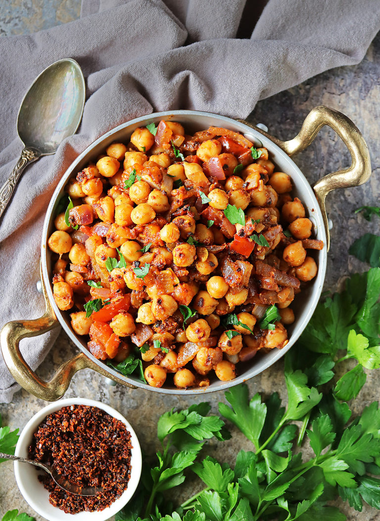 Easy Harissa Chickpeas with Fresh Tomatoes