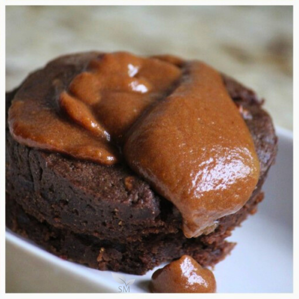 Easy Chocolate Peanut Butter Mug Cake in 5 Minutes