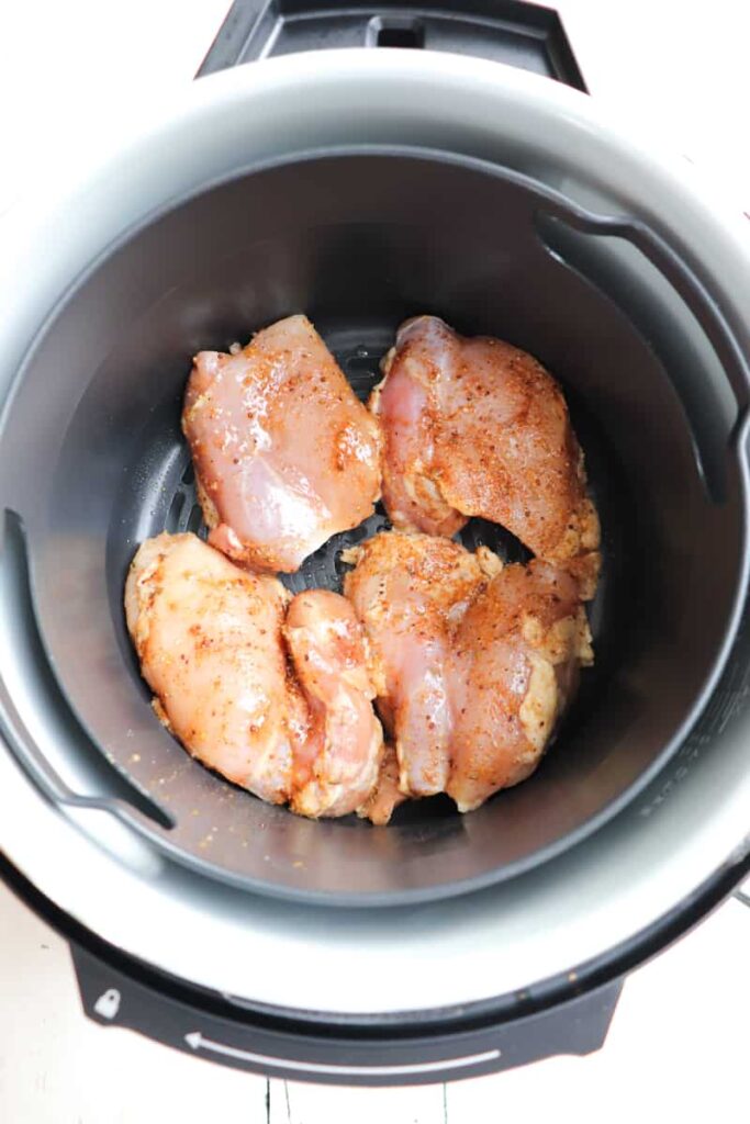 raw chicken thighs in ninja foodi basket