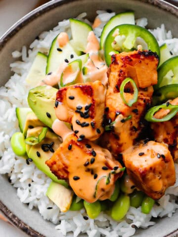 close up image of salmon poke bowl.