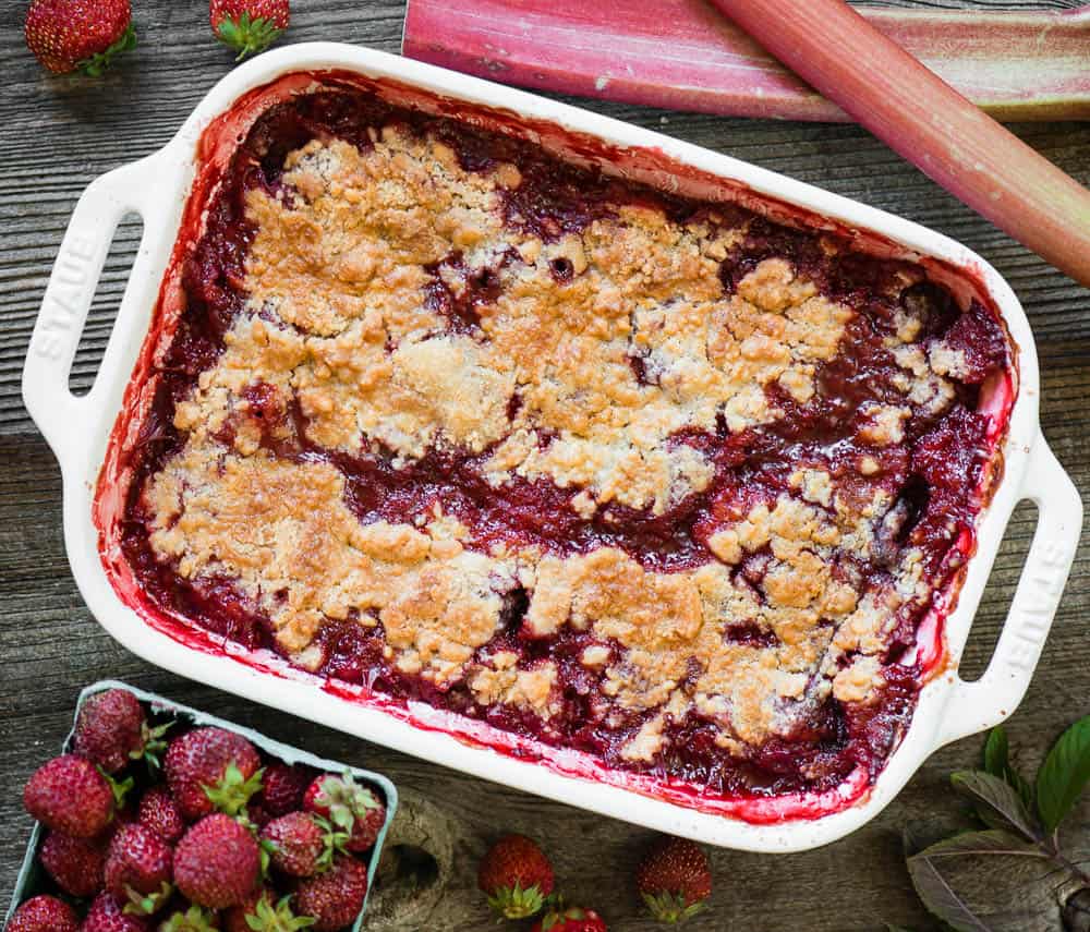 easy Strawberry Rhubarb Cobbler