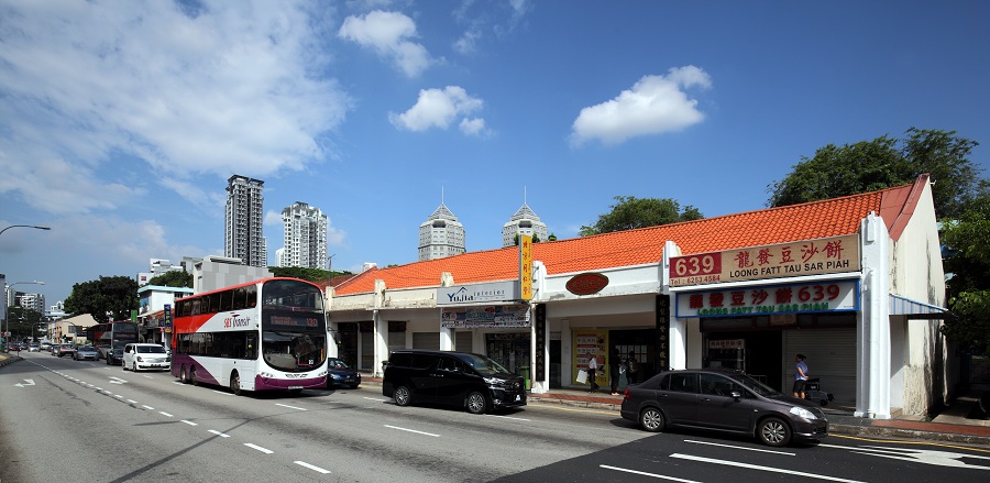 BALESTIER - Loong Fatt Eating House &amp; Confectionary has been serving crowds since 1948