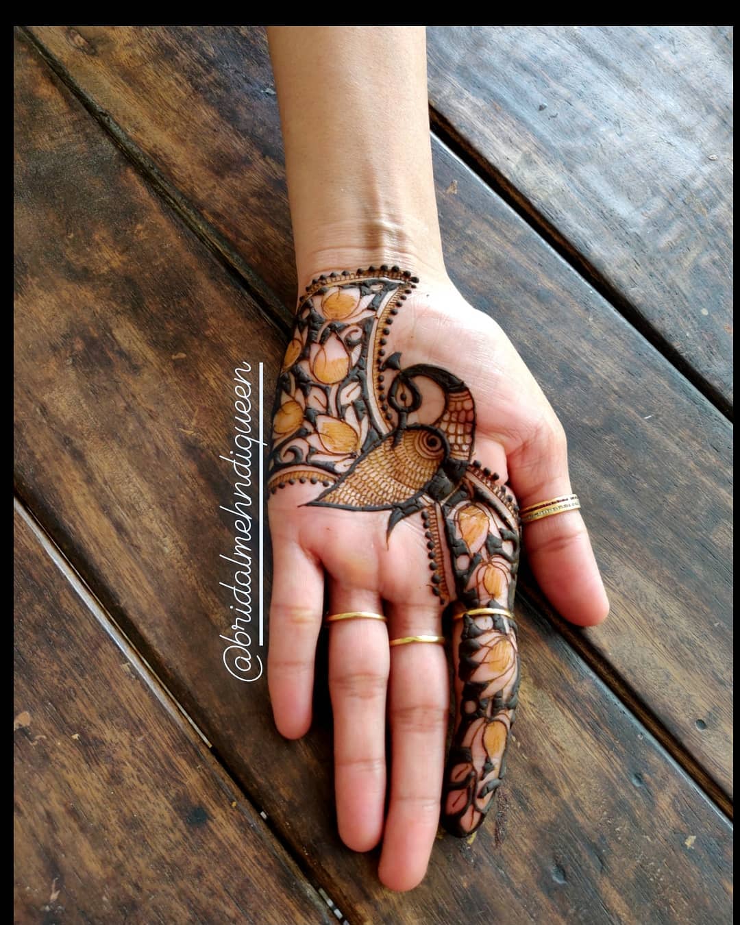 60+ Modern Palm Mehndi Designs & Ideas For Brides-To-Be