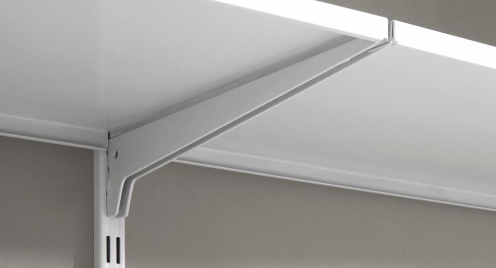 White-metal-shelves-with-50mm-pitch-single-slot-brackets