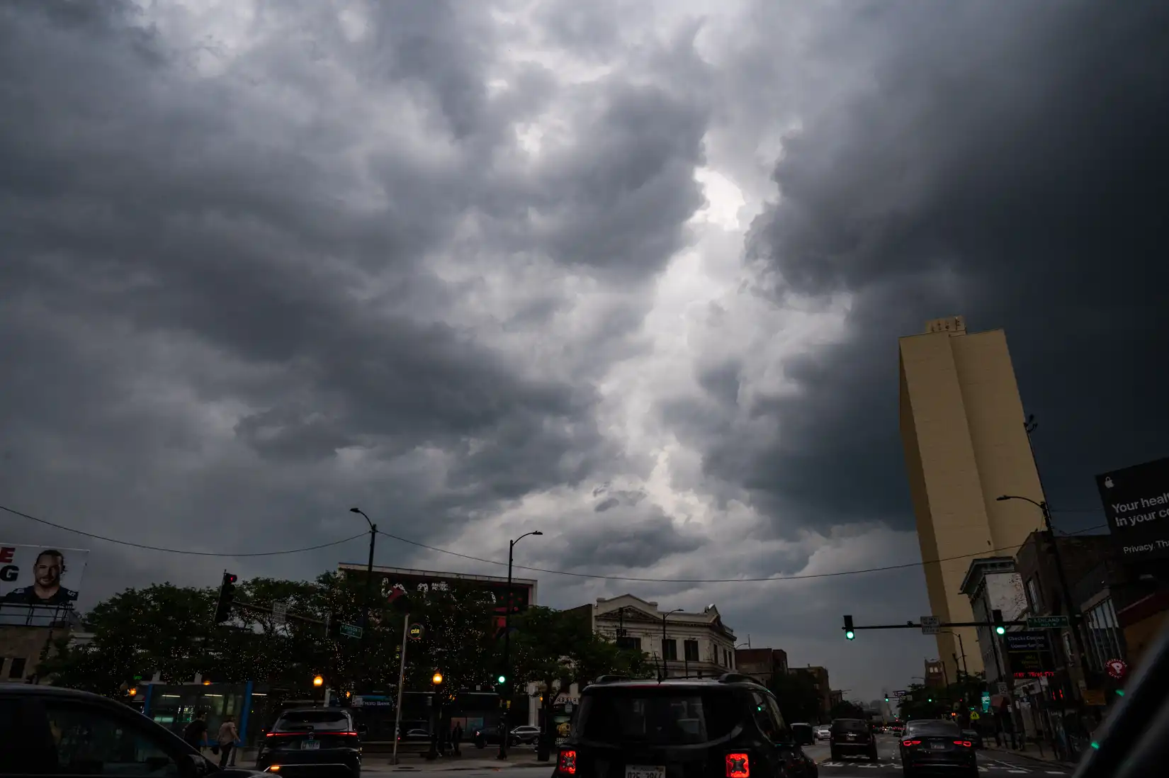 Chicago Tornado Watch Apple Size Hail Tuesday Night