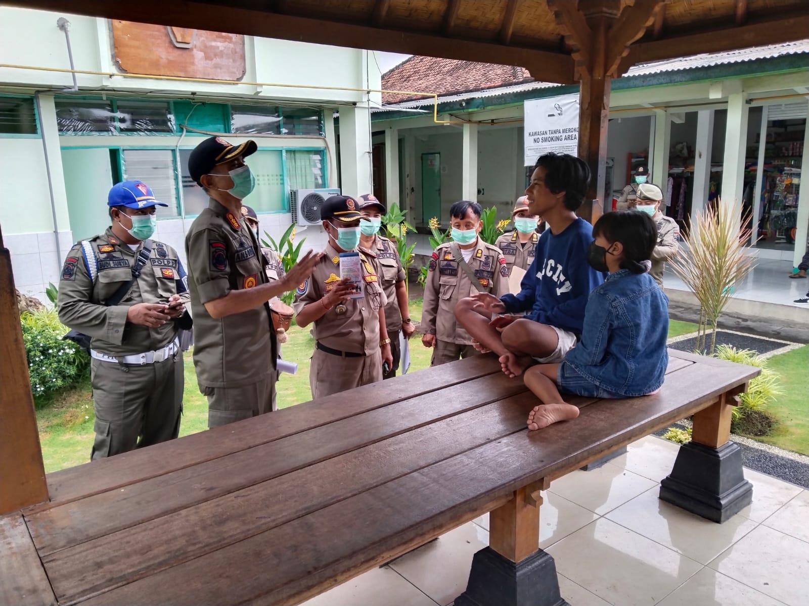 PENGAWASAN DI RSUD MENGENAI KAWASAN TANPA ROKOK - Satuan Polisi Pamong ...