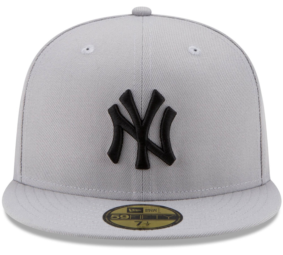 jordan-4-university-blue-grey-new-era-fitted-cap-new-york-yankees-3