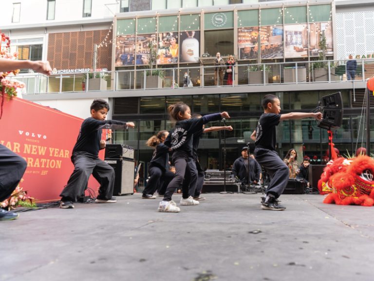 lunar new year kids perform