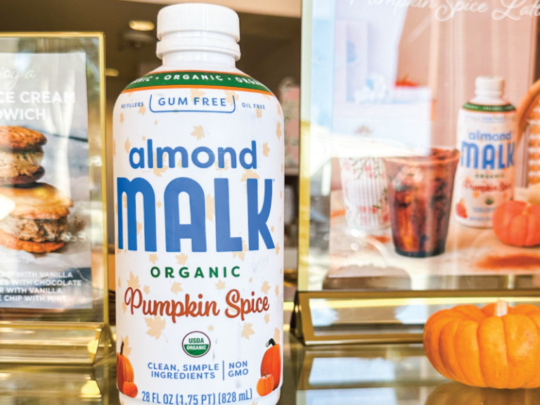 pumpkin spice almond malk