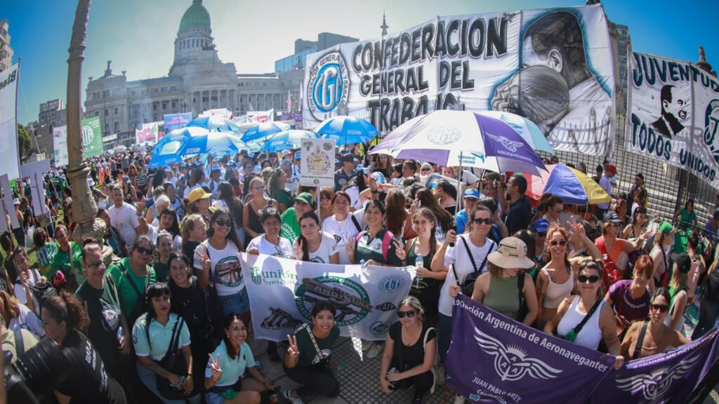 Convocados por la CATT, los gremios del transporte deliberarán el ...