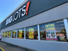 Big Lots Keeps Up to 400 Stores Alive in Bankruptcy Sale, but Layoffs Hit HQ, DCs