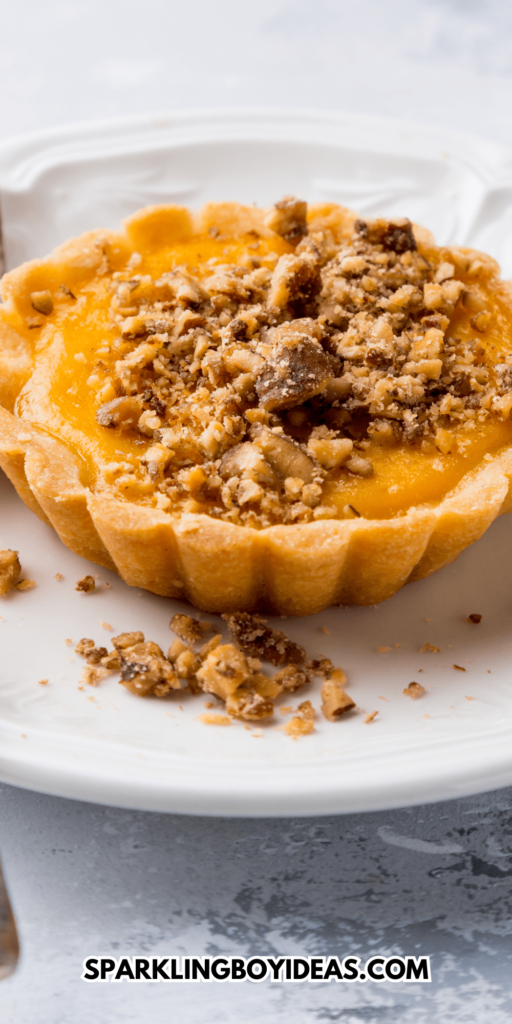 easy spiced mini pumpkin pie recipe perfect for fall desserts or snacks and Thanksgiving desserts