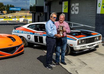 Le Mans legend Jacky Ickx (left) with Bathurst Mayor Robert 'Stumpy' Taylor. Image: InSyde Media