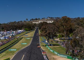 Experience the Bathurst 1000 with Sportsnet. Image: InSyde Media