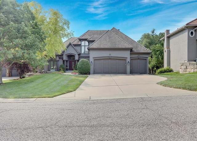 Property at 20415 W 88th Ter, Lenexa, KS 66220, 5 beds, 4.5 baths