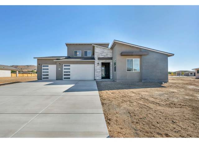 Property at 8604 Crandell Dr, Reno, NV 89506, 4 beds, 3.5 baths