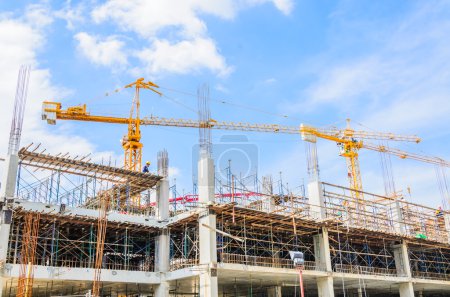 Foto de Torre de construcción de grúa - Imagen libre de derechos