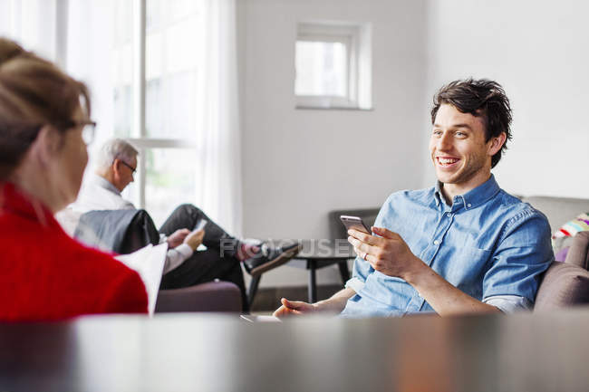 Business people discussing — Stock Photo