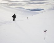 Men skiing, selective focus — Stock Photo