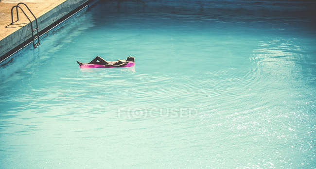 Young woman wearing swimsuit — Stock Photo