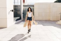 Pretty confident woman on street — Stock Photo