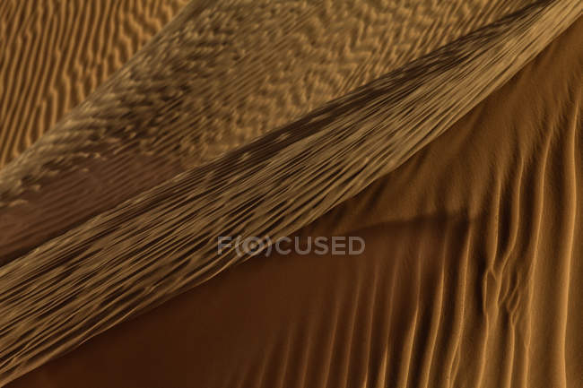 Onde di sabbia nel deserto — Foto stock