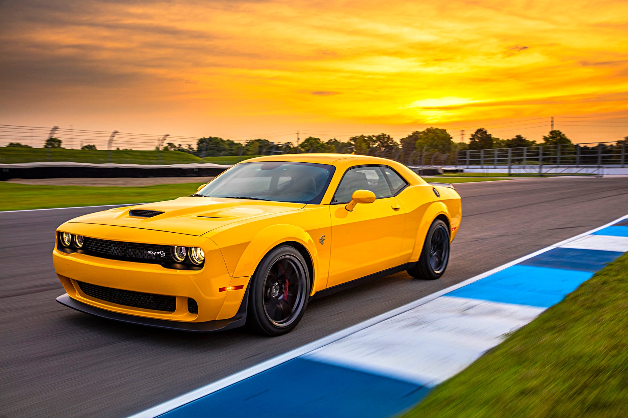 2016 Dodge Challenger Hellcat Wide Body Kit