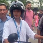 Mumbai Police Halt Shantanu Naidu on Bike As He Follows Ratan Tata’s Funeral Procession, Video Surfaces