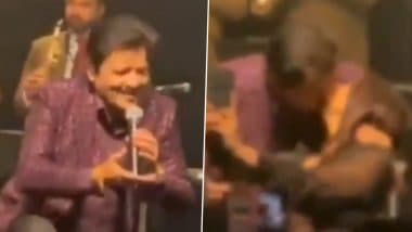 Video of Udit Narayan Kissing Female Fans During Live Concert While Singing ‘Tip Tip Barsa Paani’ Goes Viral – WATCH