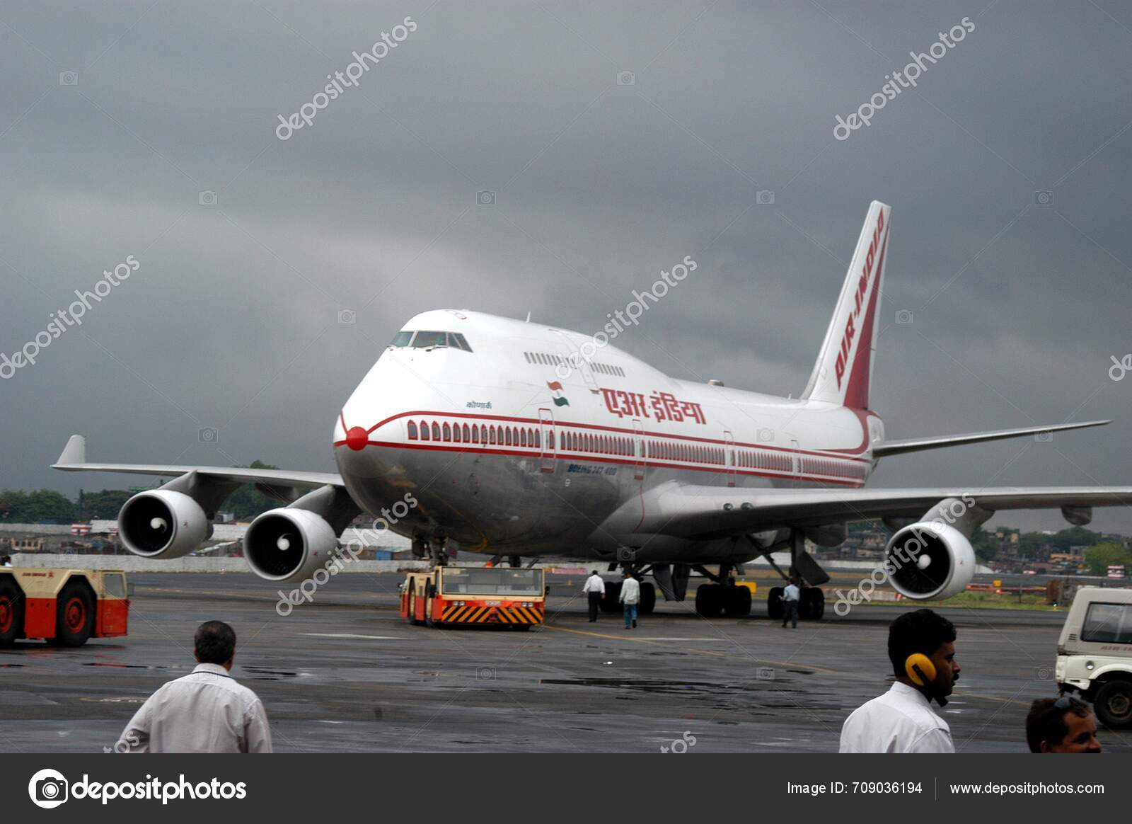 Avião Air Indias Boeing 747 Transportadora Oficial Índia Este Avião ...