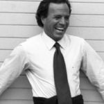 Julio Iglesias – Height, Weight, Age