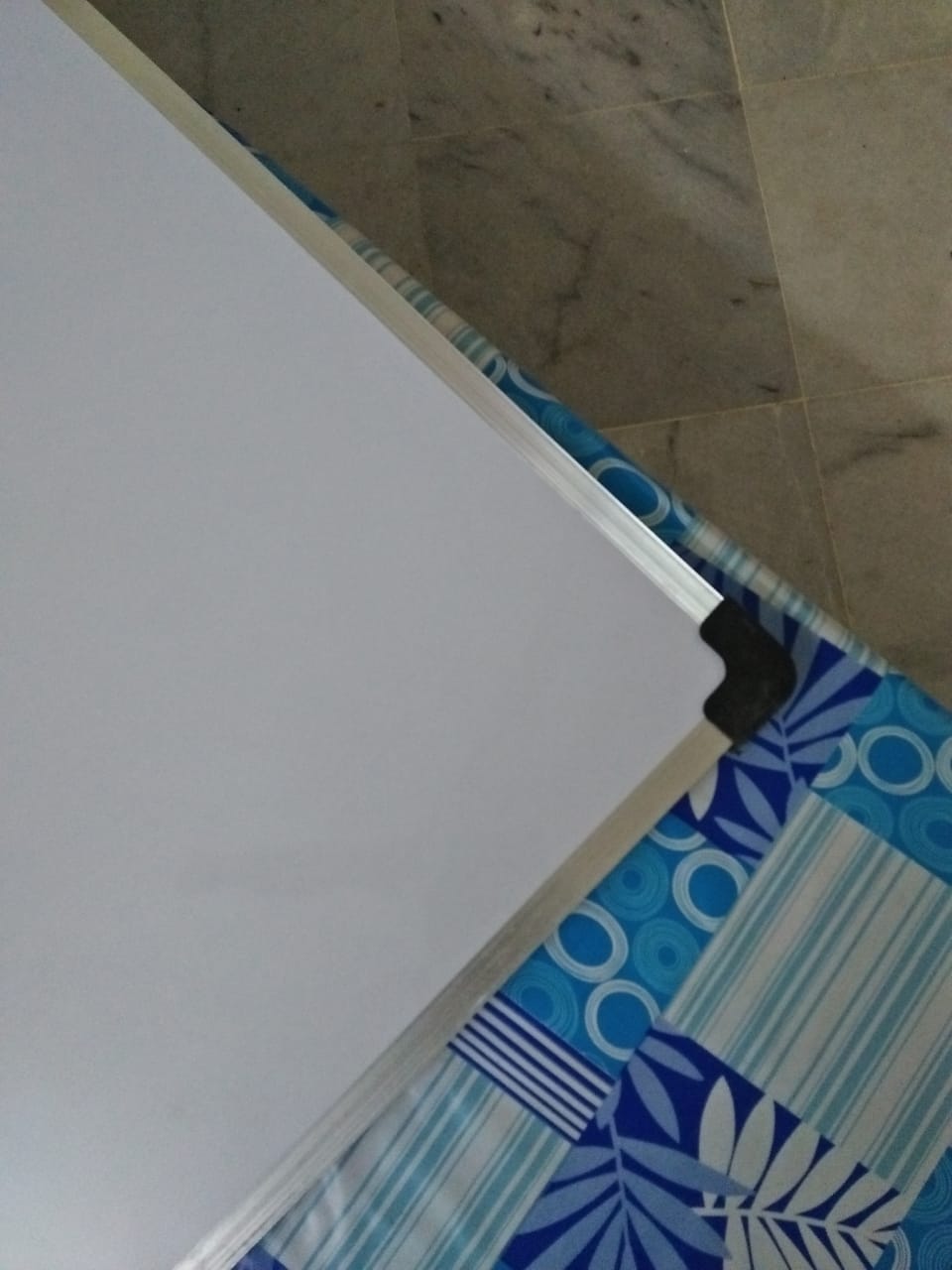 White Board 2 Ft X 3 Ft Premium Quality With Free White Board Markers And Duster