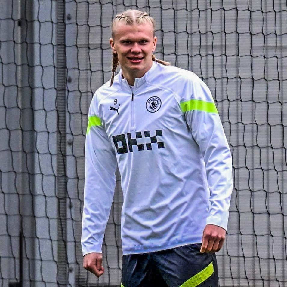 Haaland show off brand new hair style in the training session to face ...