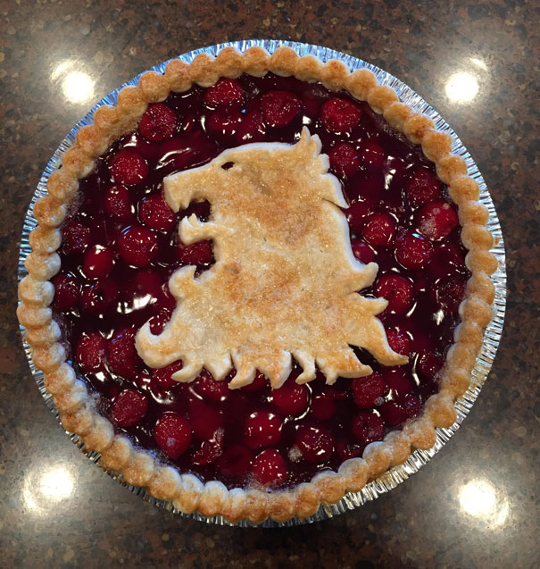 Game Of Thrones Pie Set