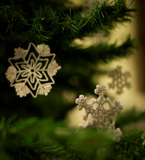 20 Creative DIY Christmas Ornament Ideas