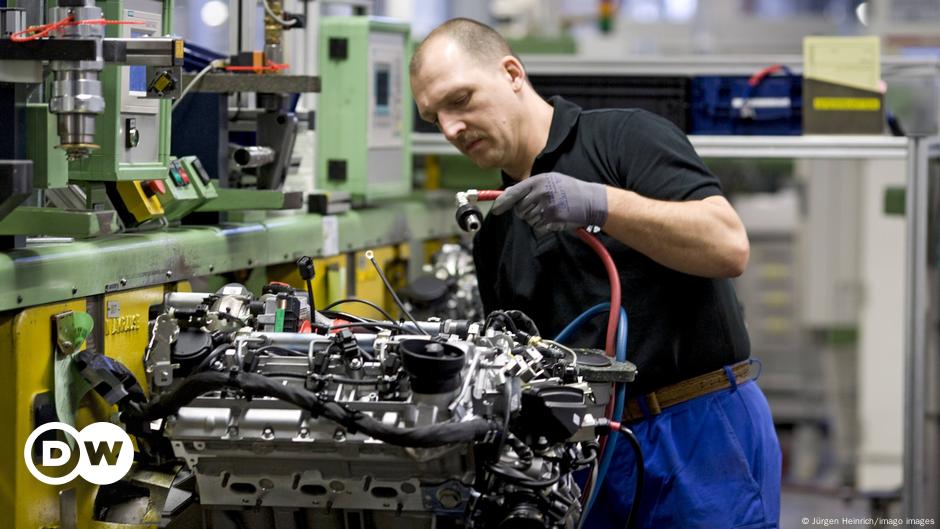 Germany sees unexpected leap in factory orders – DW – 02/06/2024