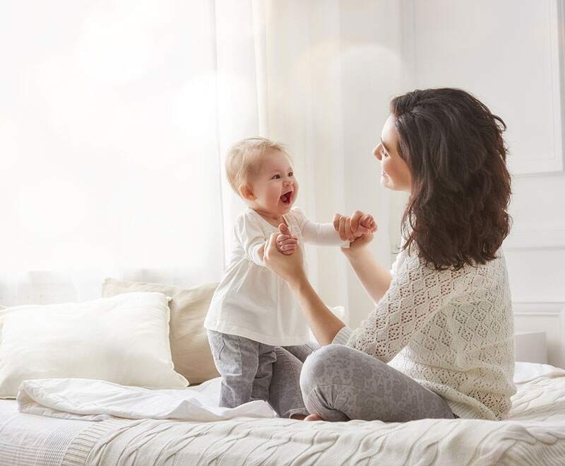 mum with baby 