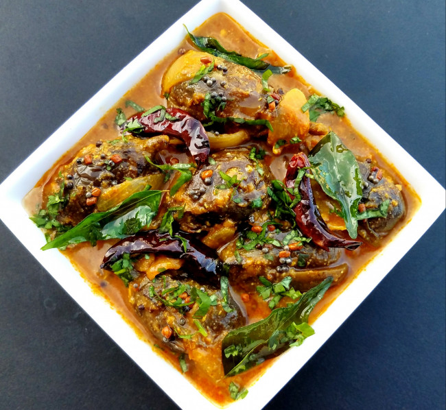 Brinjal  In Spicy Tamarind Sauce