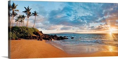 Hawaii, Maui, Makena, Secret Beach At Sunset