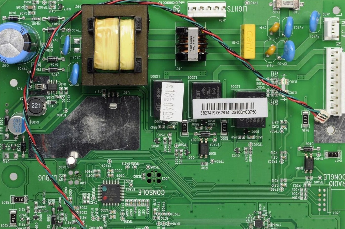 AC circuit control board part up close