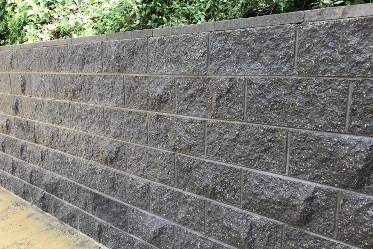 Outdoor split-face concrete block wall