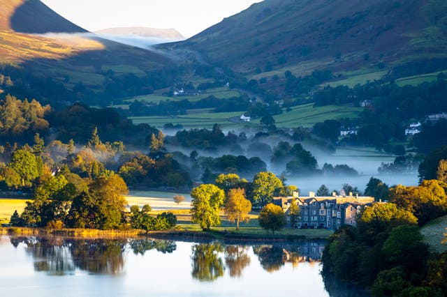 <p>Sunrise in Grasmere, the Lake District</p>