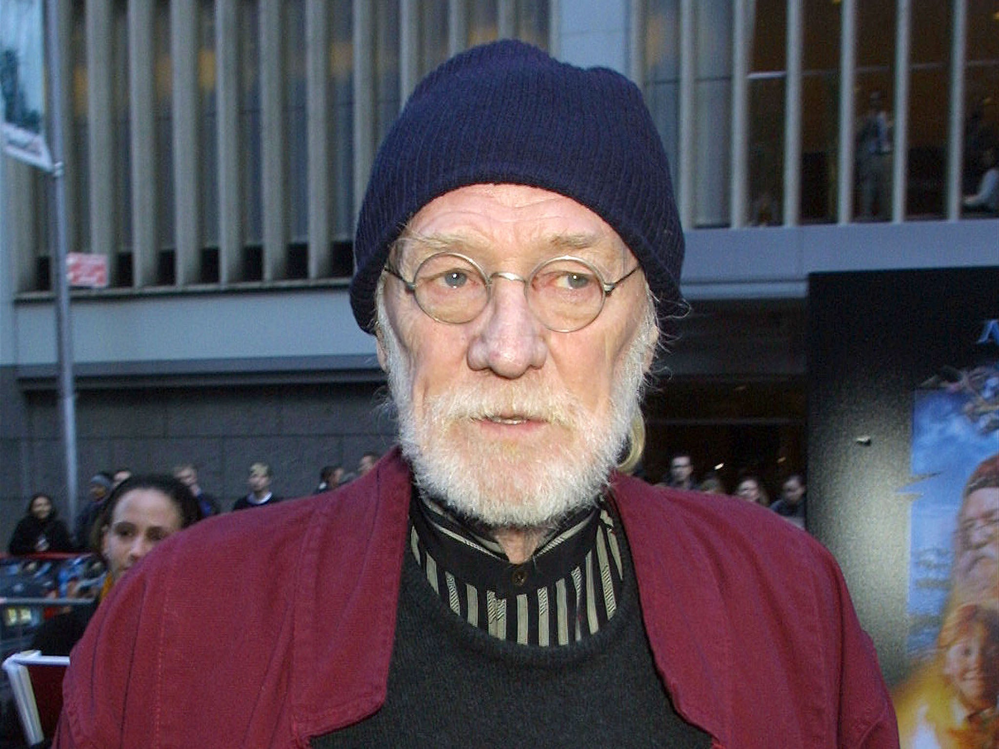 Richard Harris attends the premiere of ‘Harry Potter and the Sorcerer’s Stone’ in 2001 at the Ziegfeld Theatre in New York City