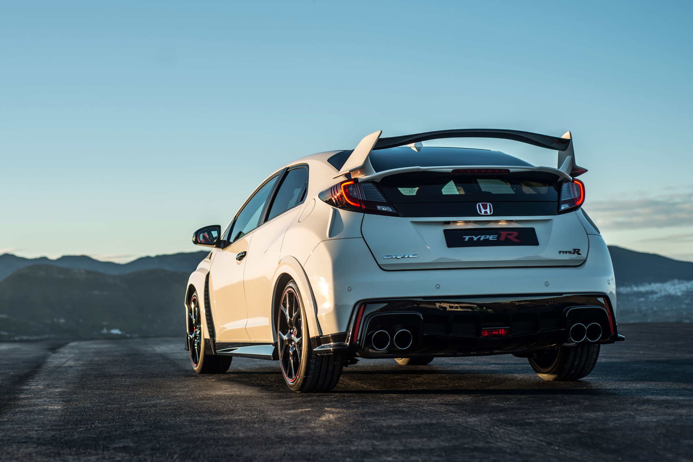 2016 Civic Type R Updates 