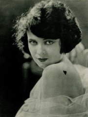 Photo of Jacqueline Logan