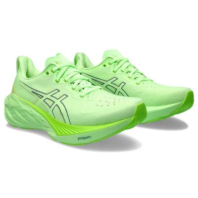 ASICS Novablast 4