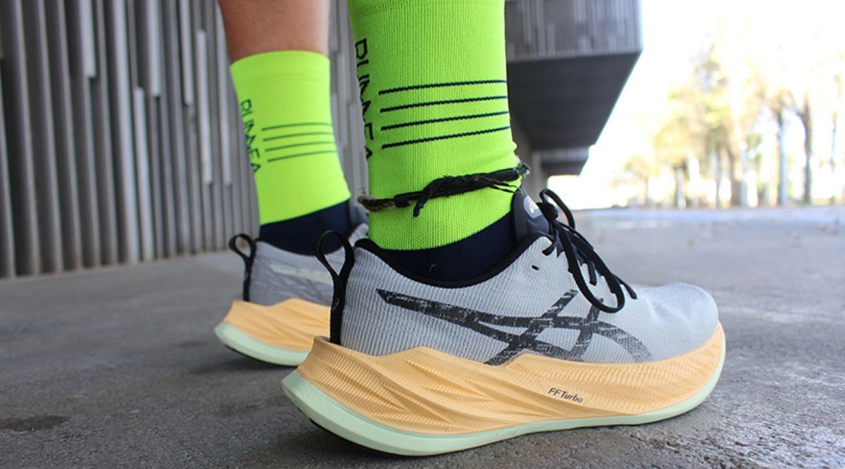 ASICS Superblast: Teuer, aber wohl der beste Laufschuh der Marke im Moment