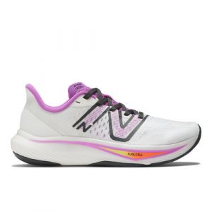 New Balance Donna FuelCell Rebel v3 in Bianca/Rosa/Grigio